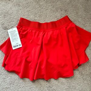 Lululemon Court Rival HR skirt NWT Size 8